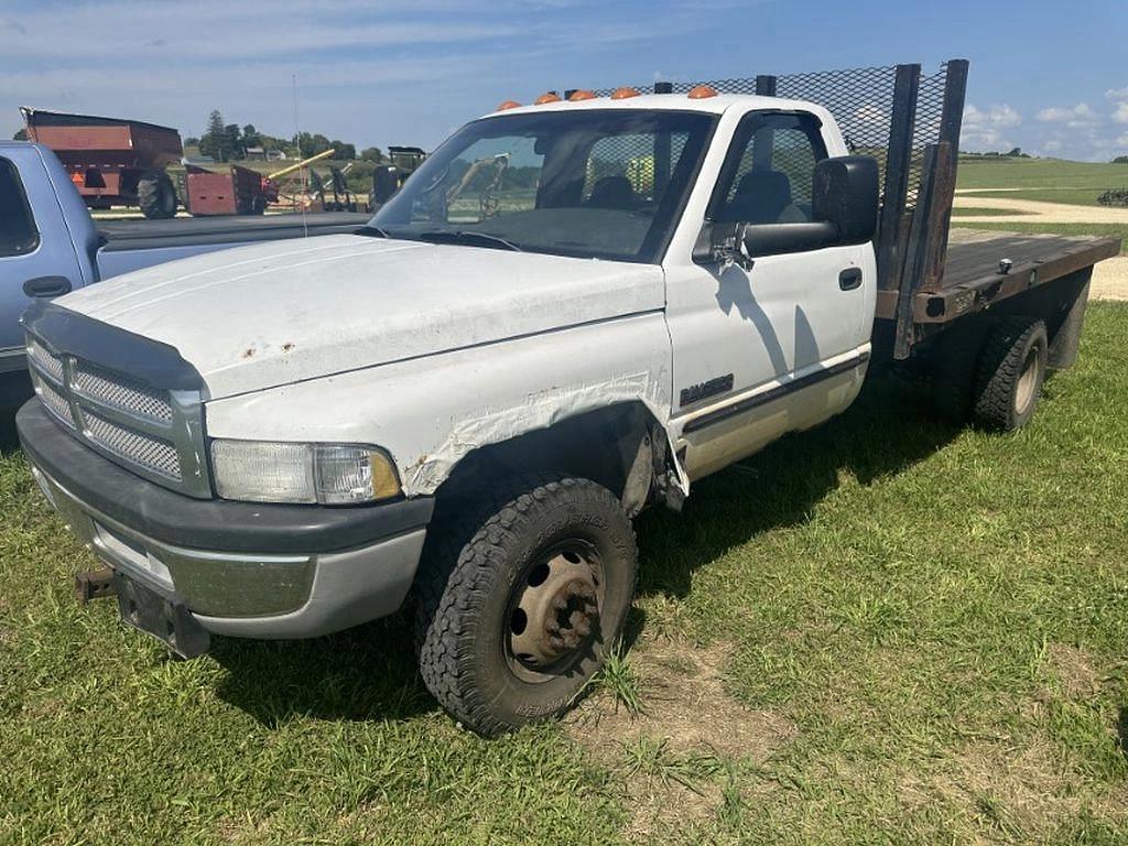 Image of Dodge Ram 3500 Primary image