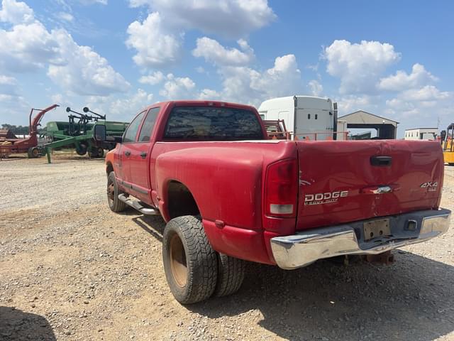 Image of Dodge Ram 3500 equipment image 1
