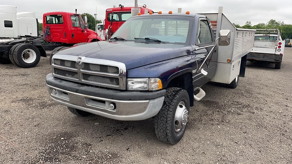 Image of Dodge Ram 3500 Primary image