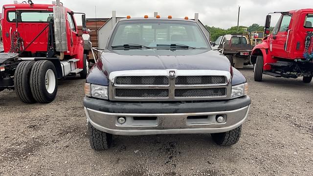 Image of Dodge Ram 3500 equipment image 1
