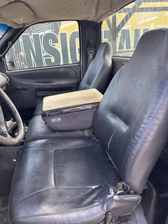 Image of Dodge Ram 3500 equipment image 4