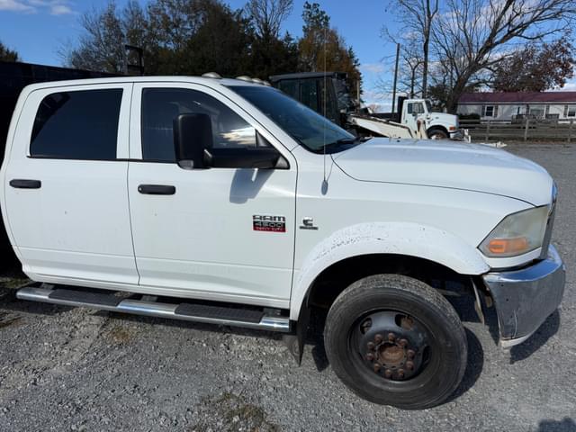 Image of Dodge Ram 4500 equipment image 4