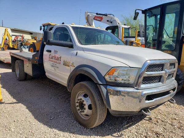 Image of Dodge Ram 5500 equipment image 1