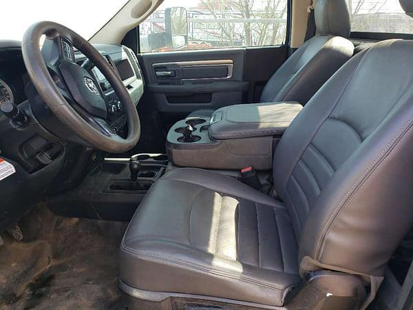 Image of Dodge Ram 5500 equipment image 4