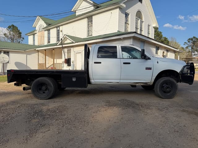 Image of Dodge Ram 3500HD equipment image 1