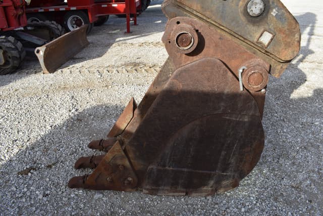 Image of Doosan DX235LCR equipment image 3