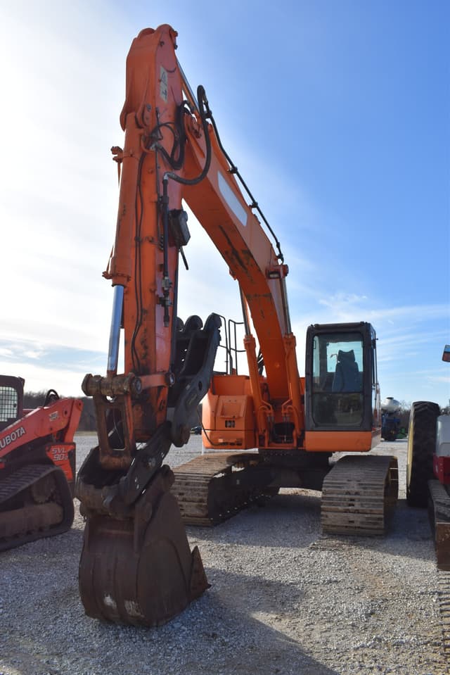Image of Doosan DX235LCR equipment image 1