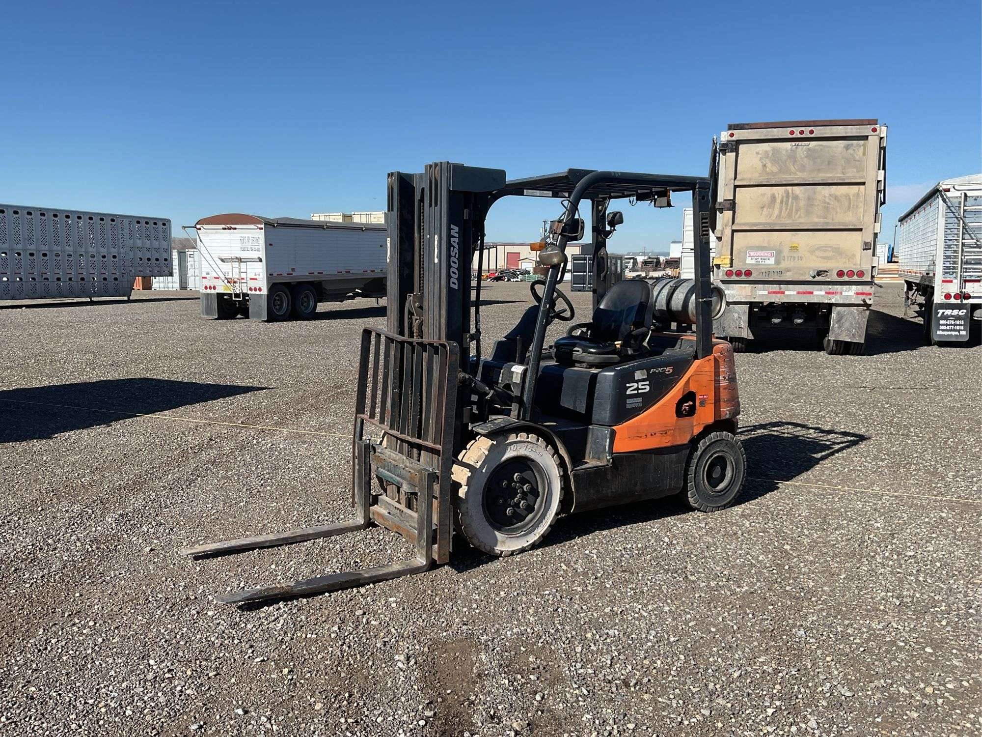  Doosan PRO5 Equipment Image0