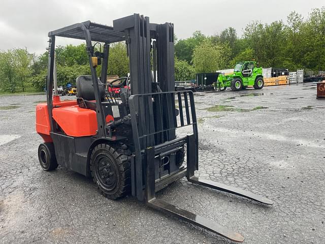 Image of  Doosan D30G equipment image 1