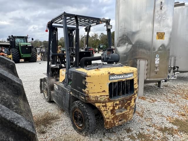 Image of  Doosan D35S equipment image 2