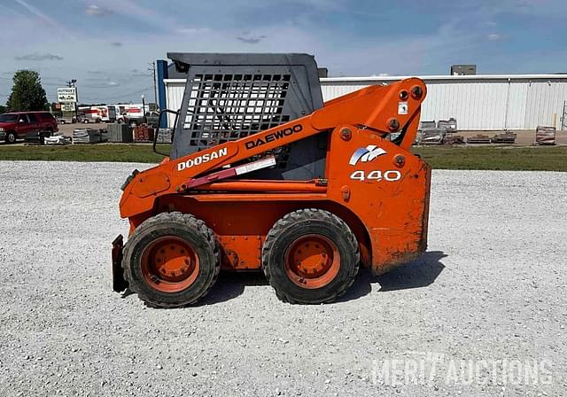 Image of  Doosan 440 equipment image 1