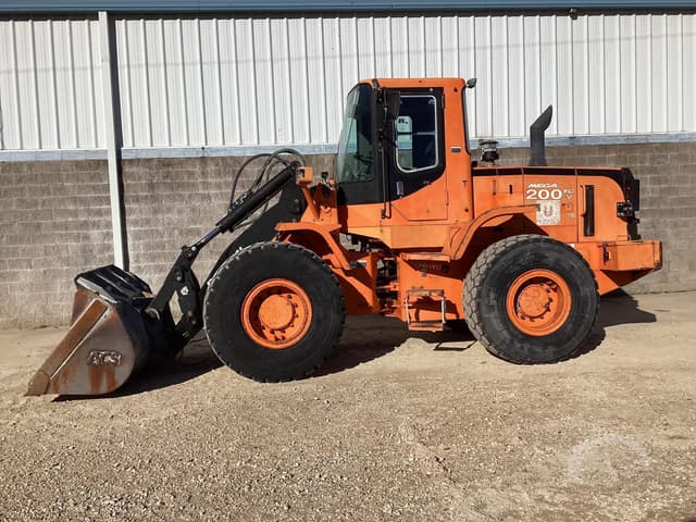 Image of  Doosan Mega 200TC-V equipment image 2