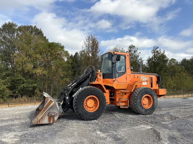 Image of Doosan Mega 200TC-V equipment image 1