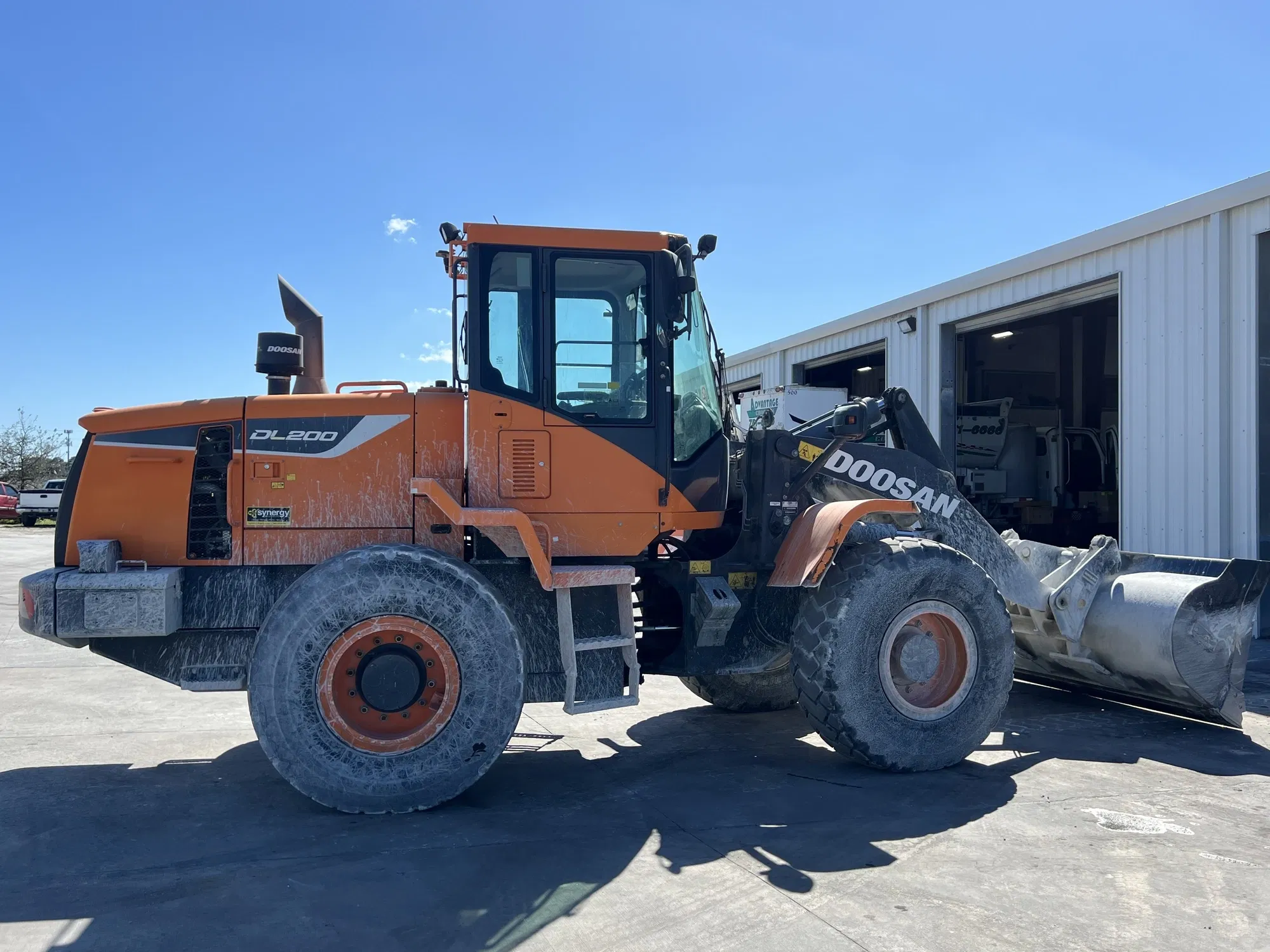  Doosan DL200-5 Equipment Image0