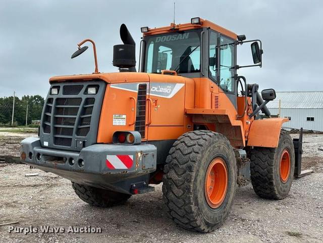 Image of  Doosan DL250TC equipment image 4