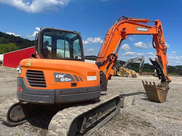 Image of  Doosan DX85R-3 equipment image 3