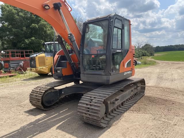 Image of  Doosan DX140LCR equipment image 1