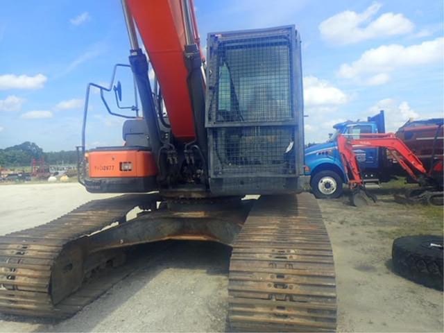 Image of  Doosan DX225LC equipment image 4