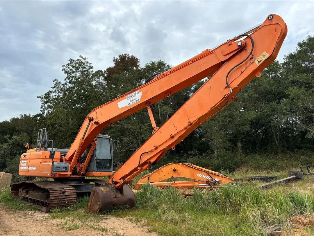 2014  Doosan DX225LC-3 Equipment Image0
