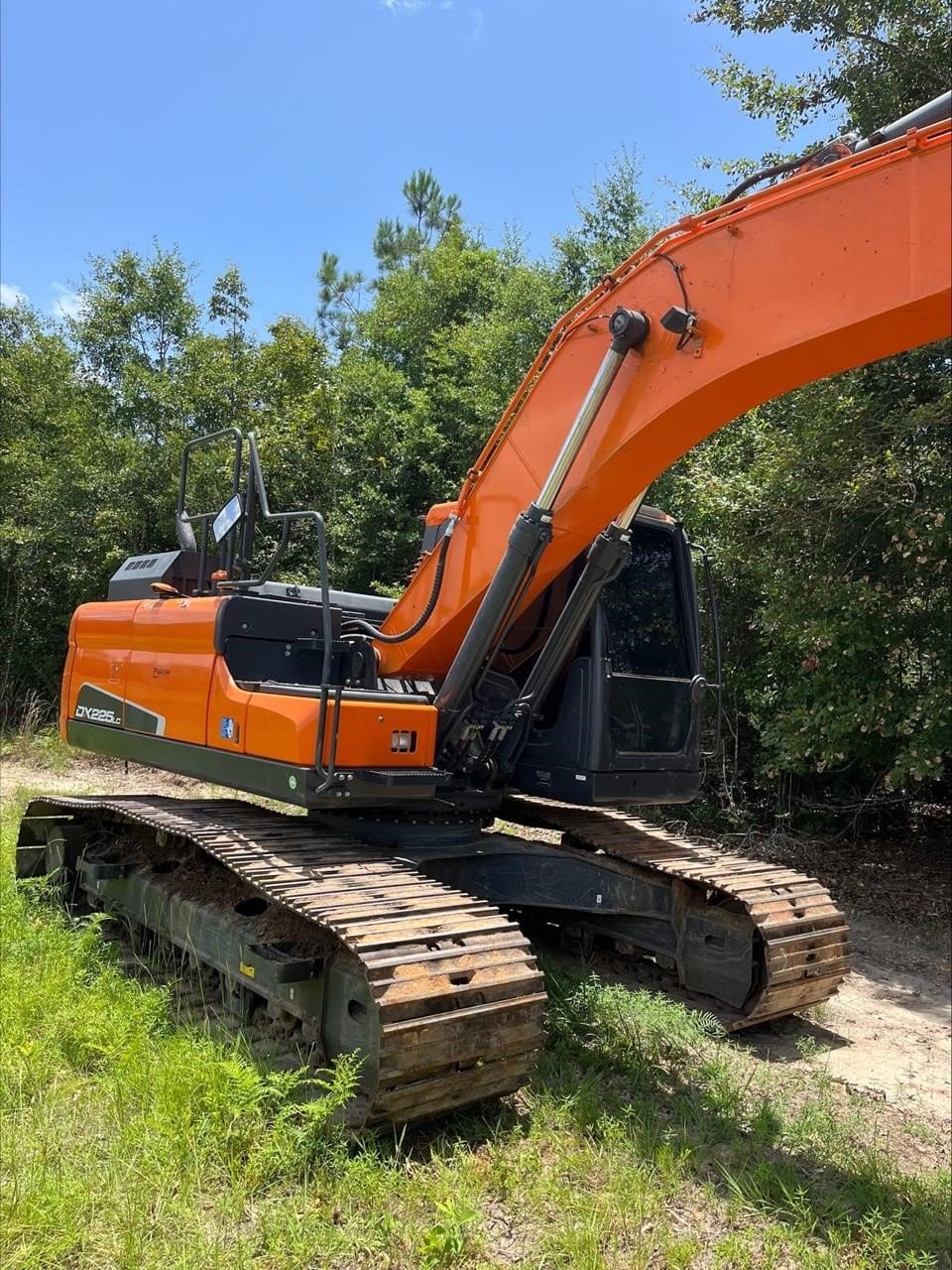  Doosan DX225LC-5 Equipment Image0