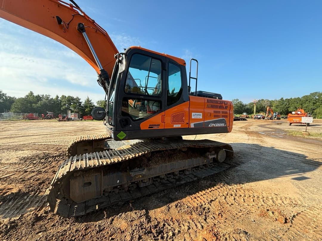 Image of  Doosan DX225LC-5 Primary Image