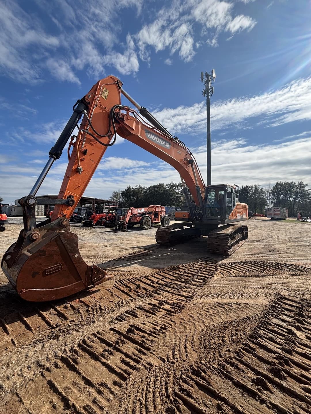 Image of  Doosan DX350LC Image 0