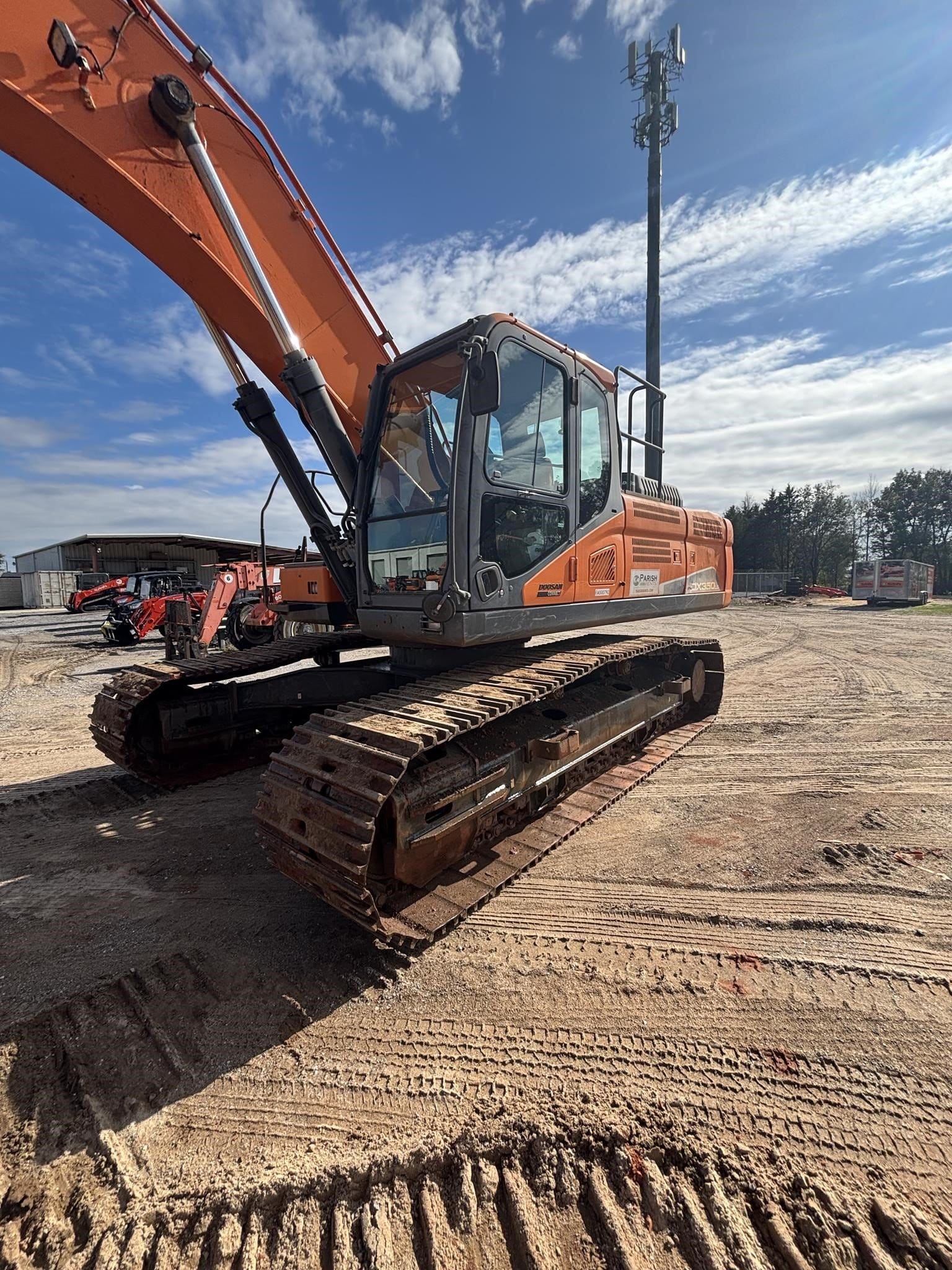 2019  Doosan DX350LC Equipment Image0