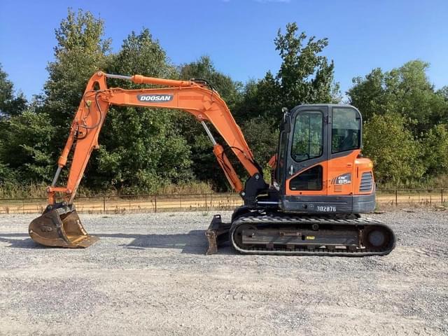 Image of  Doosan DX85R equipment image 1