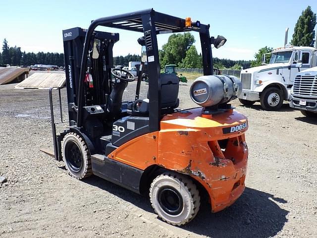 Image of  Doosan G30N-7 equipment image 4