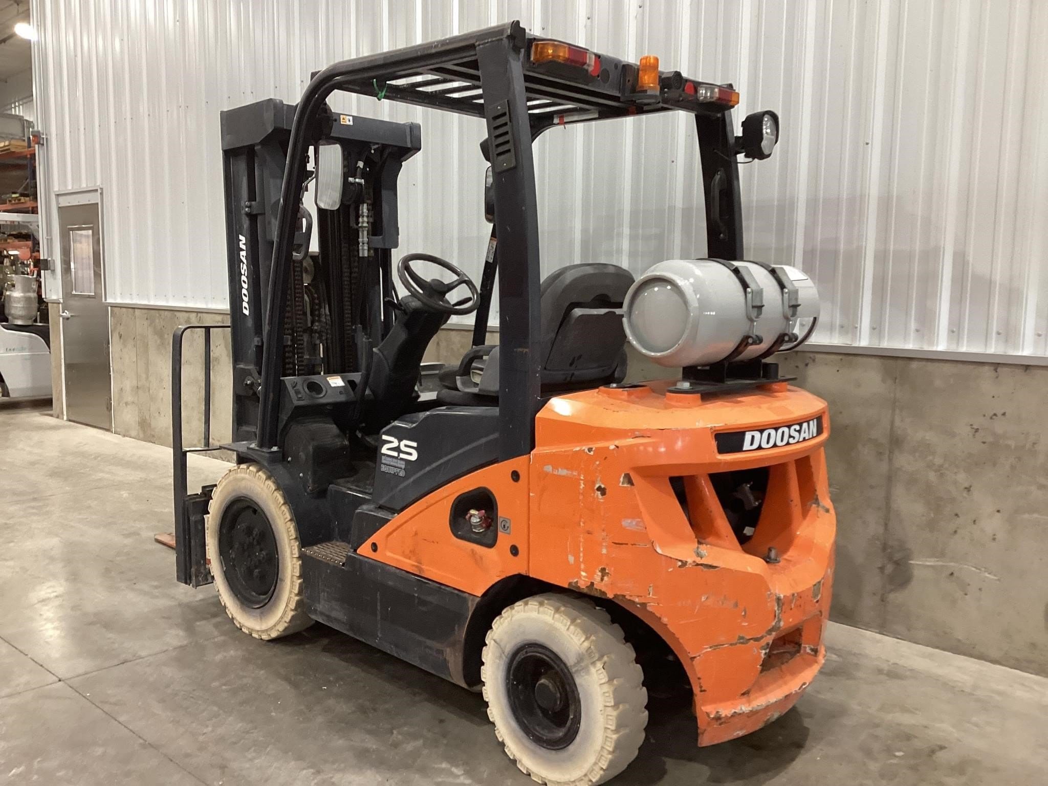 2018  Doosan G25E-5 Equipment Image0