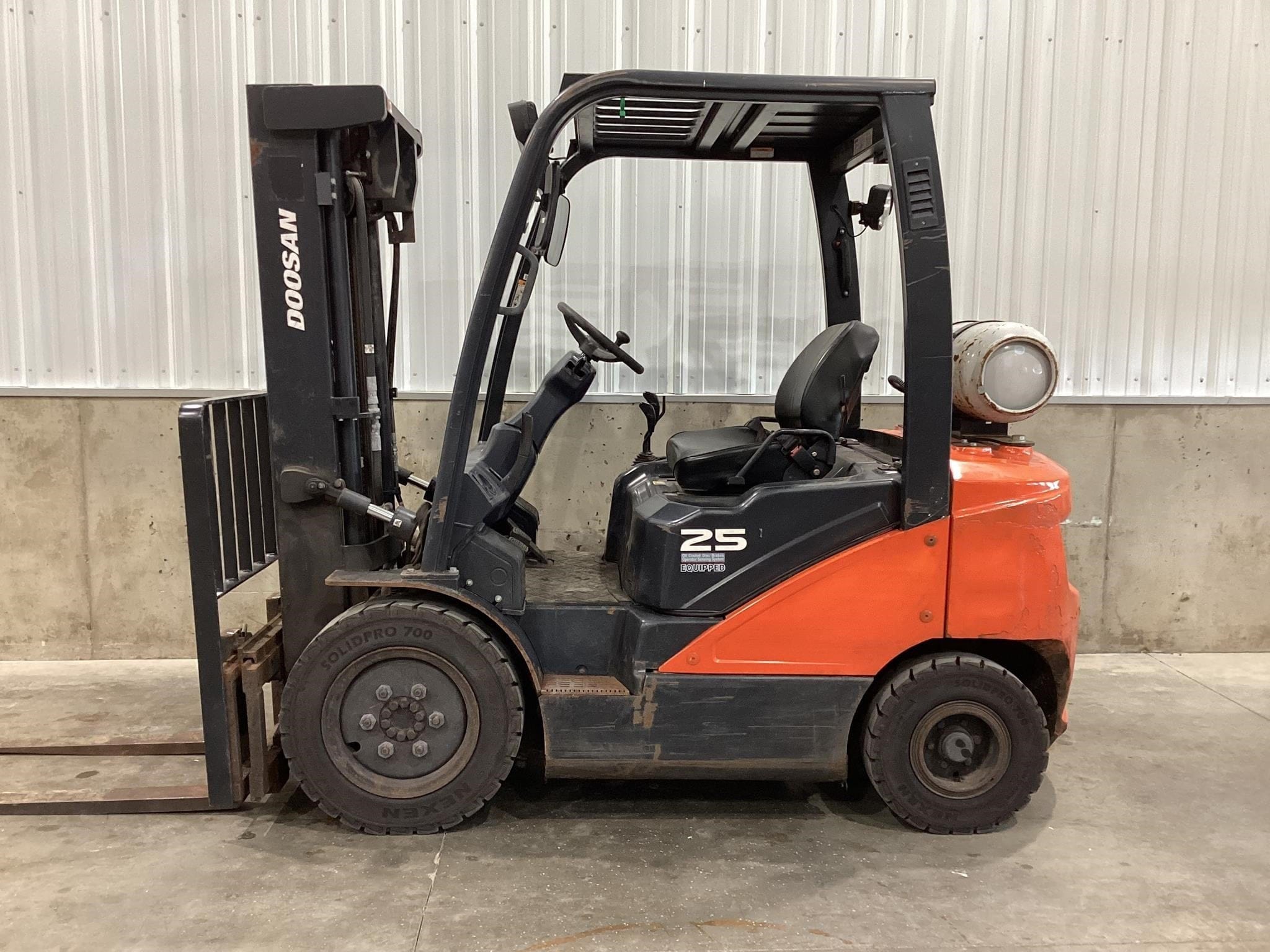 2021 Doosan G25N-7 Equipment Image0