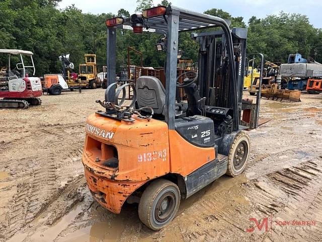 Image of  Doosan G25P-5 equipment image 1