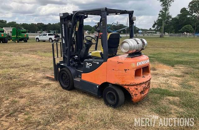 Image of  Doosan G30P-5 equipment image 3