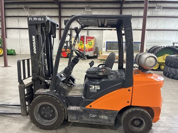 Image of Doosan G35NC-7 equipment image 1