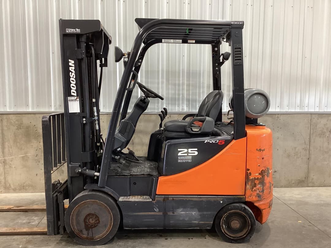 Image of Doosan GC25P-5 Image 0
