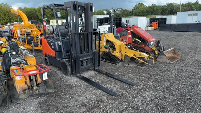 Image of  Doosan GC30E-5 equipment image 2