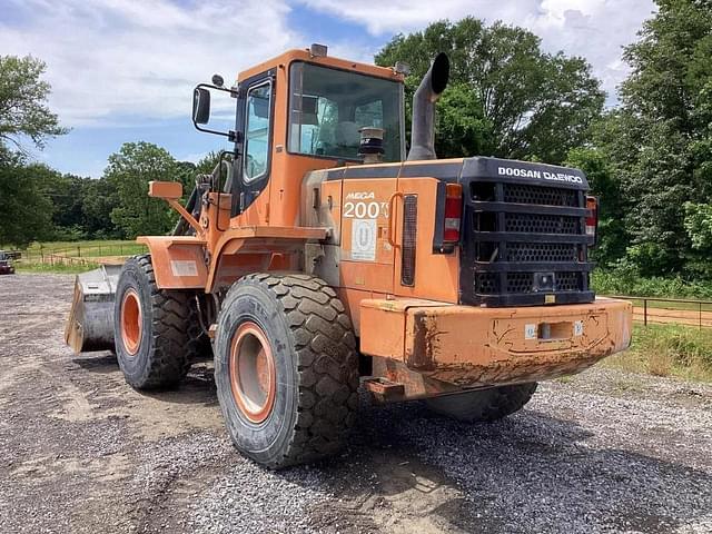 Image of  Doosan Mega 200V equipment image 4
