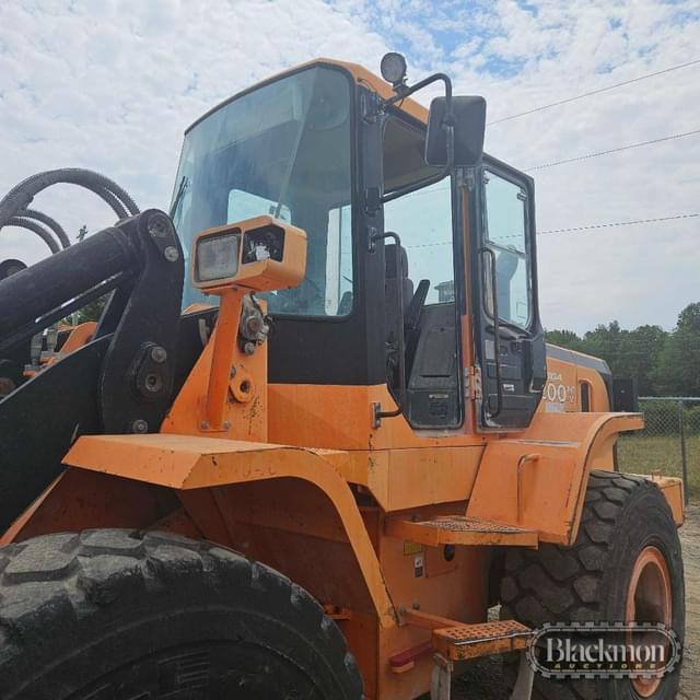 Image of  Doosan Mega 200V equipment image 4