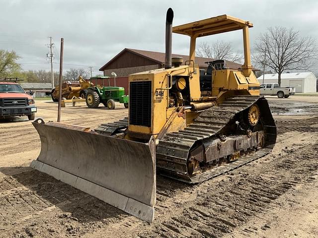 Image of Caterpillar D4H equipment image 4
