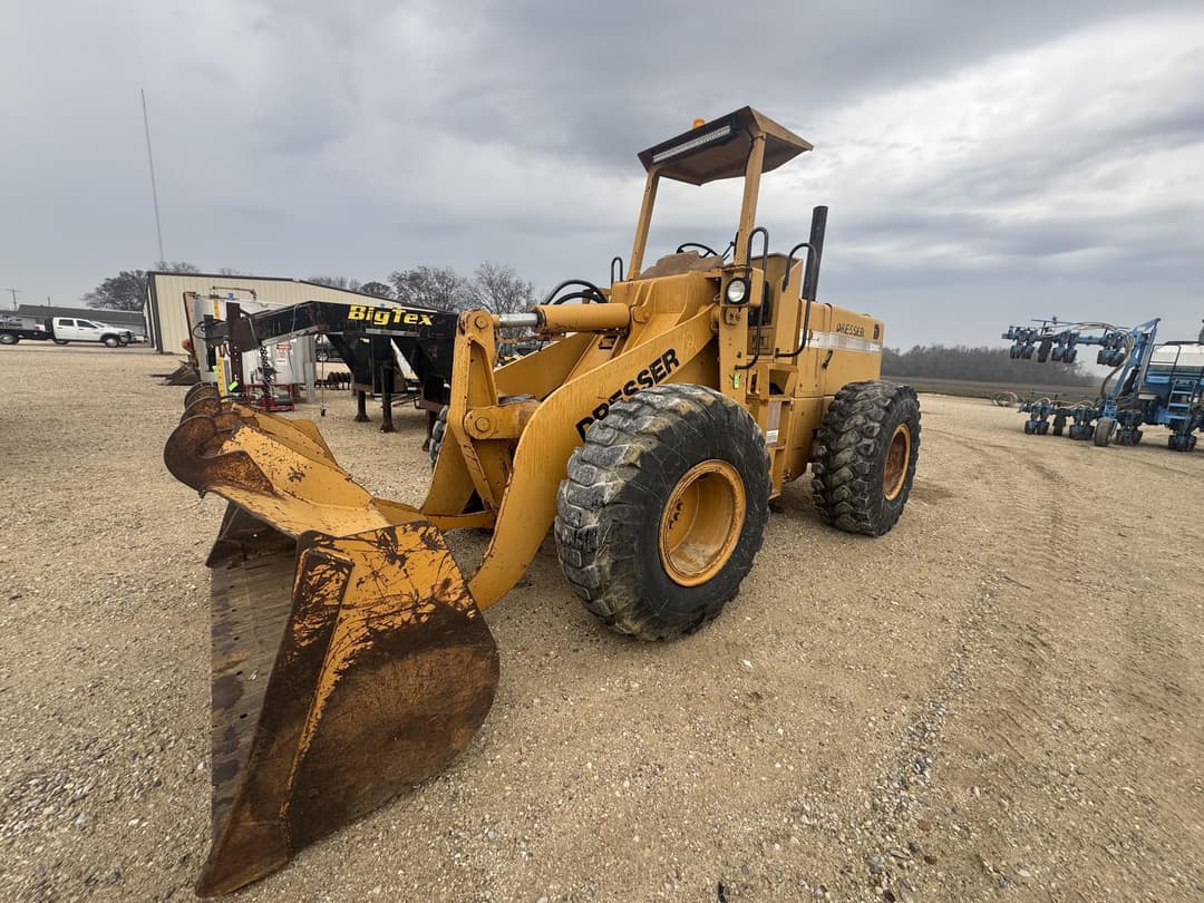 Image of Dresser 520C Primary image