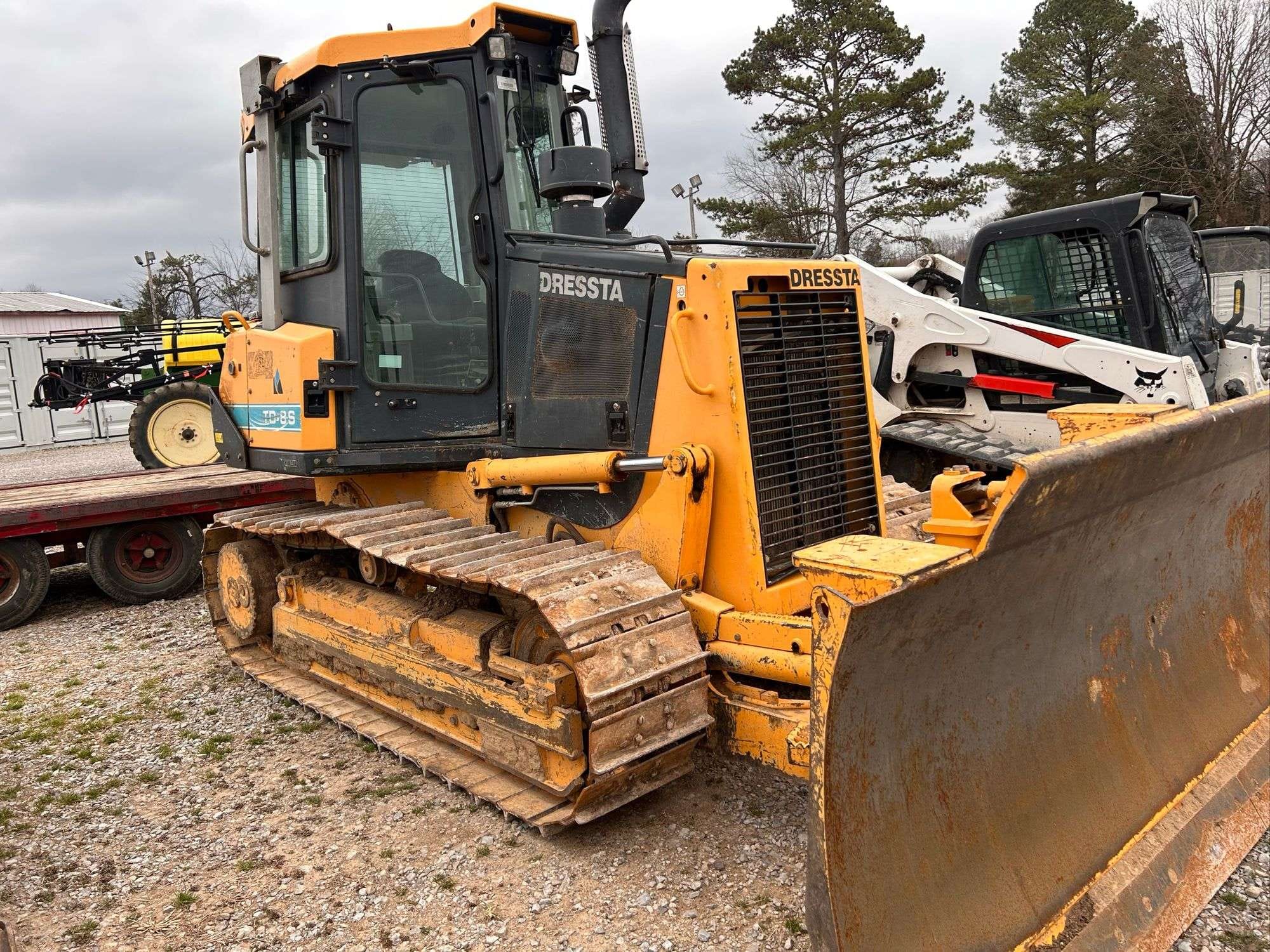 Dressta TD-8S Equipment Image0