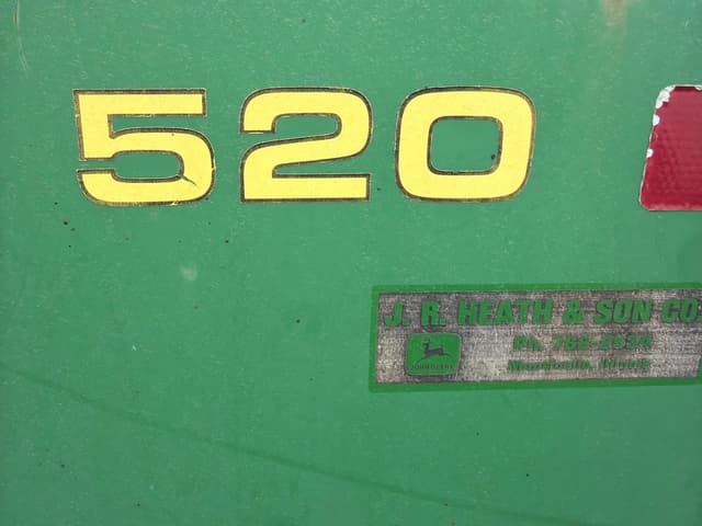 Image of John Deere 520 equipment image 3