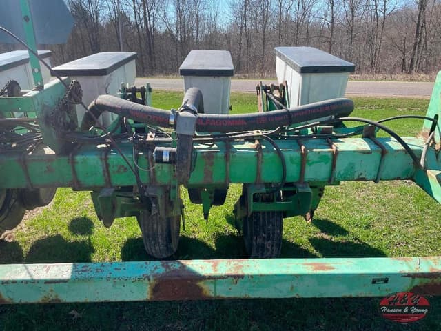 Image of Deutz-Allis 385 equipment image 4