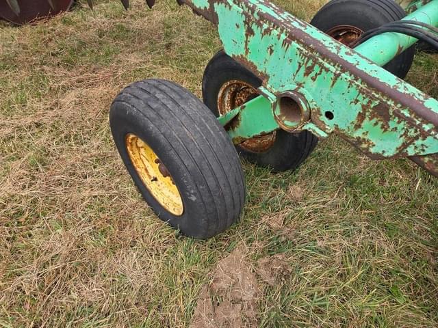 Image of Deutz-Allis 2500 equipment image 4