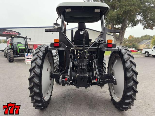 Image of Deutz-Fahr Agrotron 100 equipment image 4