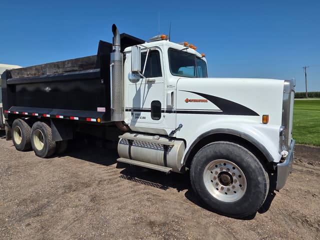 Image of International 9300 equipment image 1