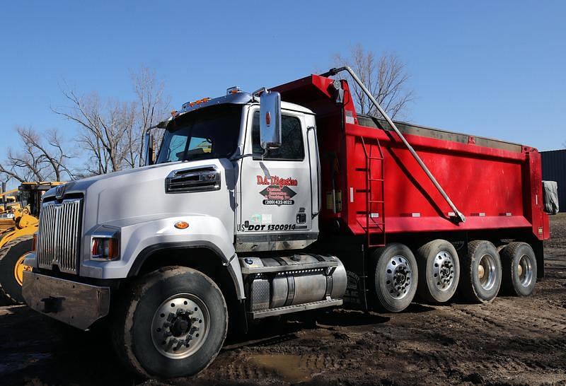 Image of Western Star 4700 Primary image