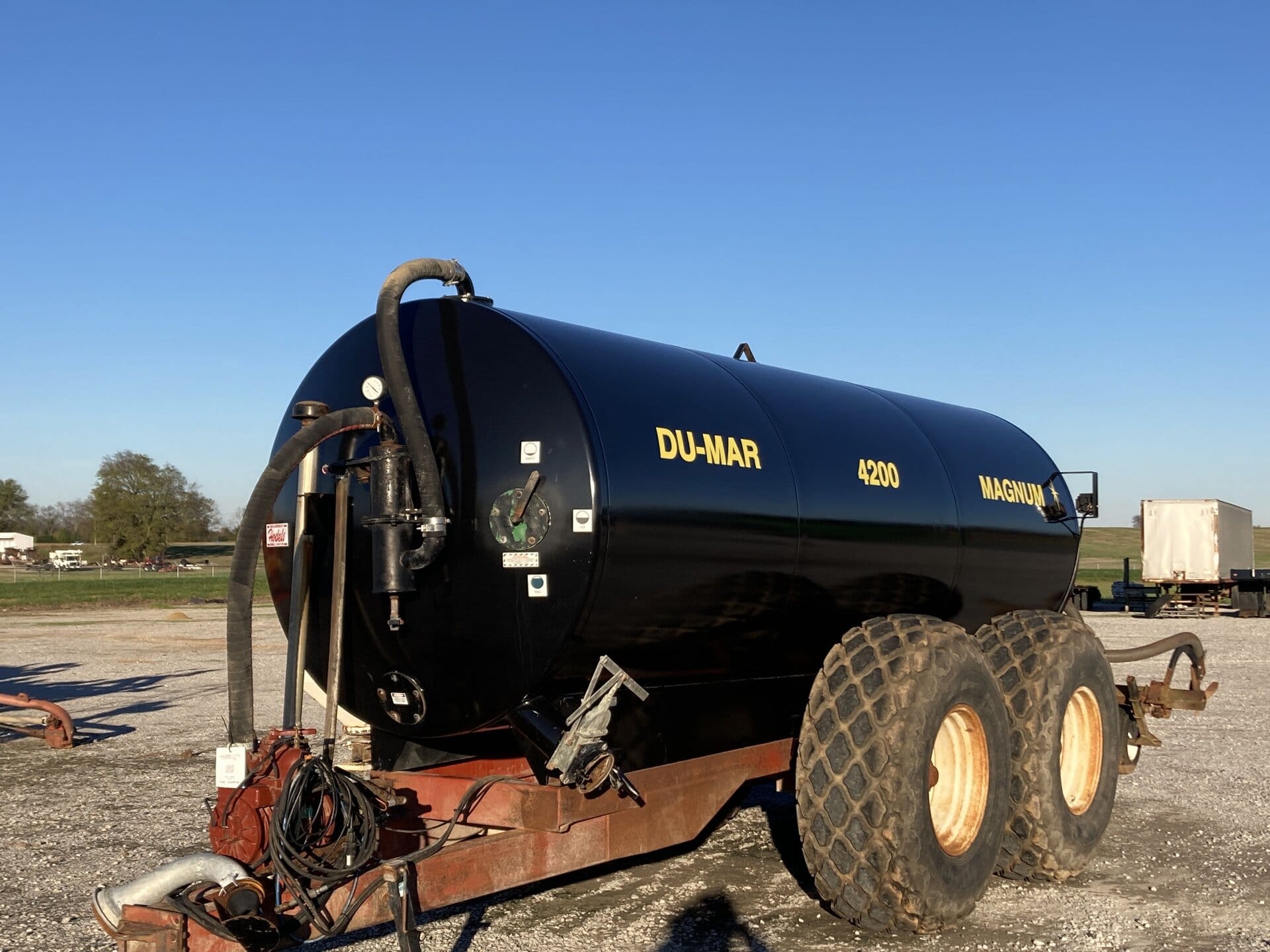 Du-Mar 4200 Equipment Image0