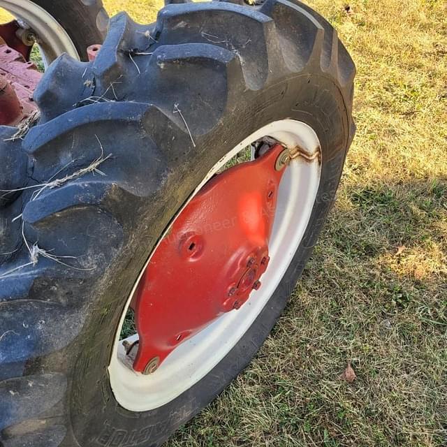 Image of Farmall Cub equipment image 4