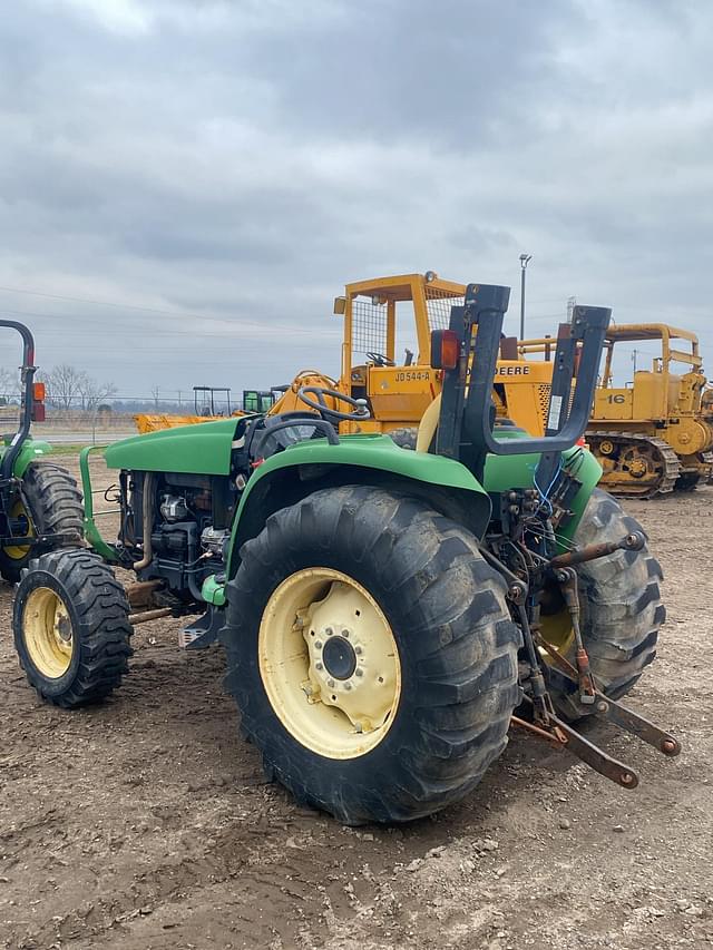 Image of John Deere 4700 equipment image 4